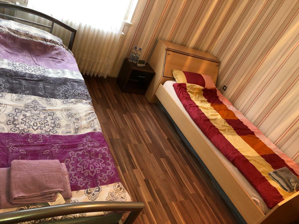 Misha,S Place Duisburg Luaran gambar